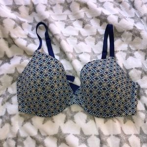Victoria’s Secret Bra 38D